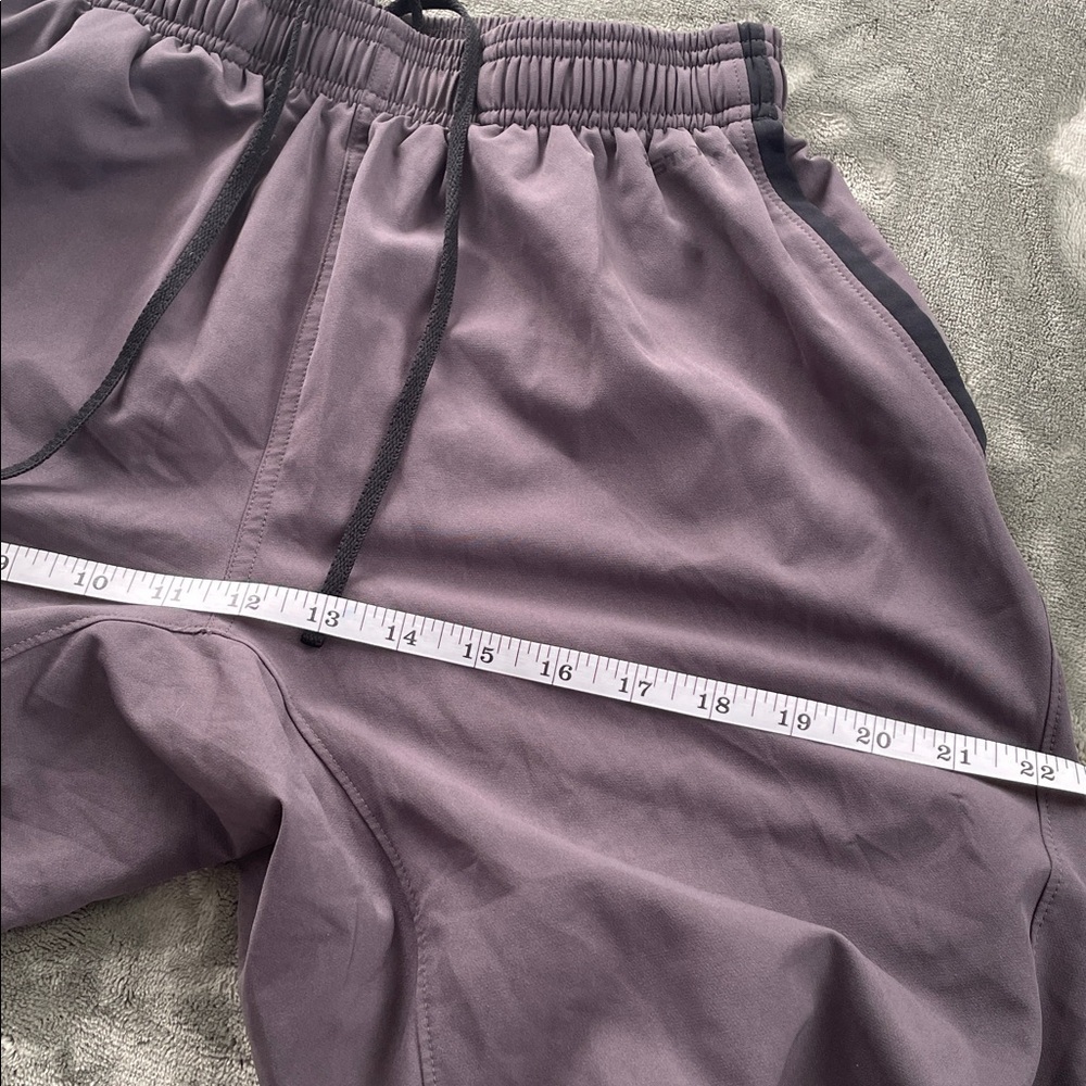 Under Armour Men's Charcoal Joggers - Picture 11 of 13